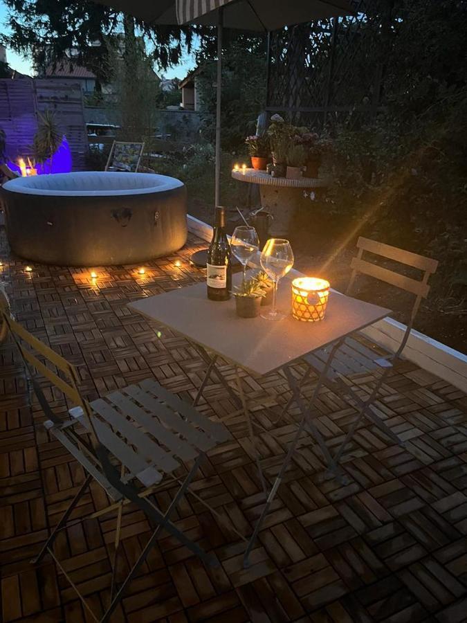 Superbe Appartement Avec Jacuzzi Avec Jardin Prive Лион Екстериор снимка
